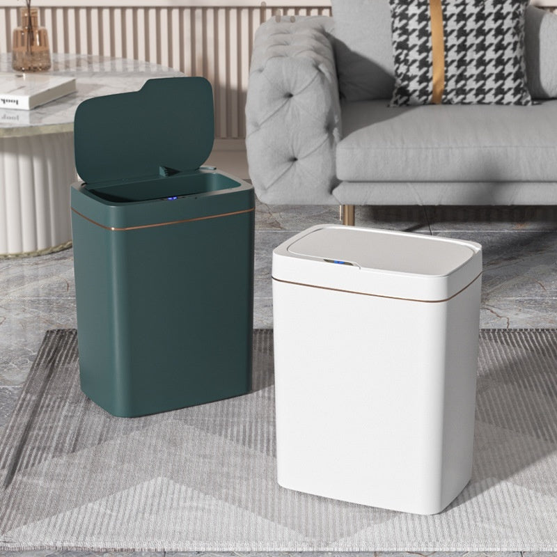 Smart Touchless Trash Can for Easy Home Cleanups